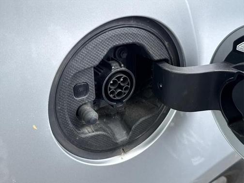 2014 Toyota Prius Plug-in Base