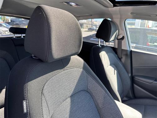 2023 Hyundai KONA EV SEL