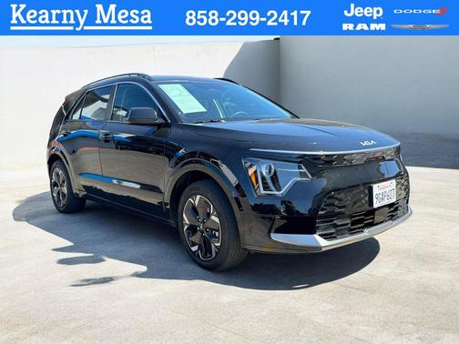 Aurora Black Pearl 2023 Kia Niro EV Wind