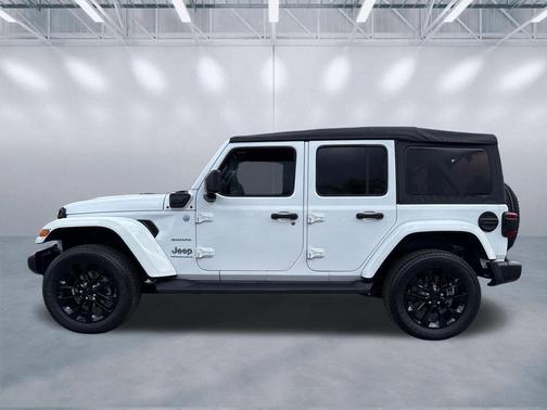 Bright White Clearcoat 2023 Jeep Wrangler 4xe Sahara