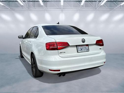 2015 Volkswagen Jetta Man SE