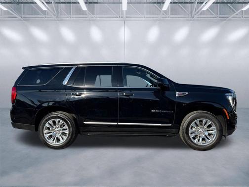 Onyx Black 2025 GMC Yukon Denali