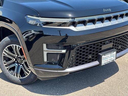 High Gloss Black 2026 Jeep Grand Wagoneer L 4x2