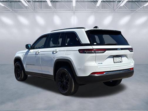 Bright White Clearcoat 2022 Jeep Grand Cherokee 4xe Base