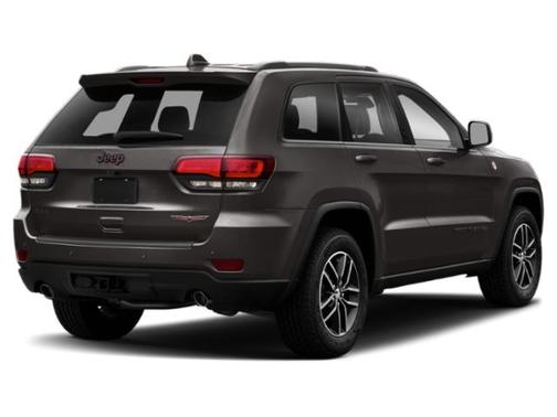 Granite Crystal Metallic Clearcoat 2019 Jeep Grand Cherokee Trailhawk