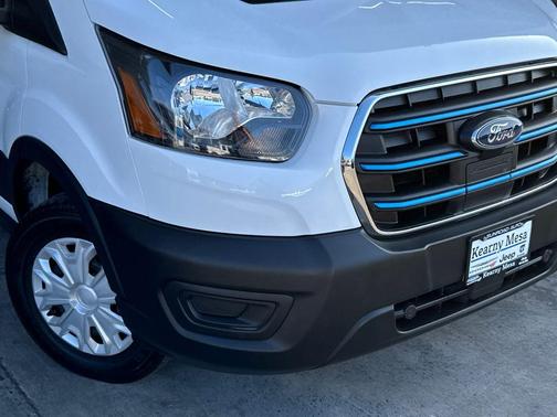 OXFORD WHITE 2023 Ford E-Transit T-350 Medium Roof
