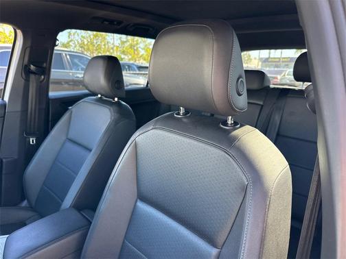 2020 Volkswagen Tiguan 2.0T SE R-Line Black