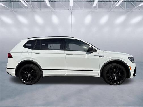 2020 Volkswagen Tiguan 2.0T SE R-Line Black
