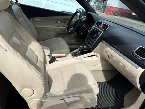 2015 Volkswagen Eos Komfort Edition