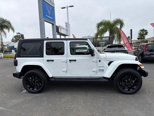 2022 Jeep Wrangler Unlimited 4xe Sahara