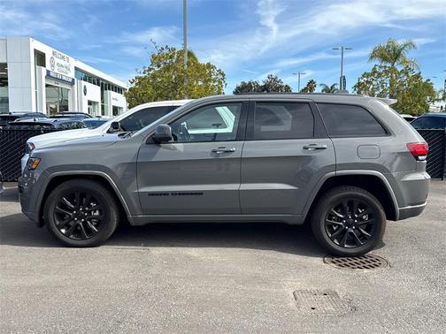 2021 Jeep Grand Cherokee Laredo