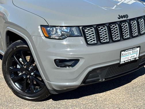 2021 Jeep Grand Cherokee Laredo