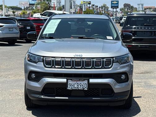 2022 Jeep Compass Latitude Lux
