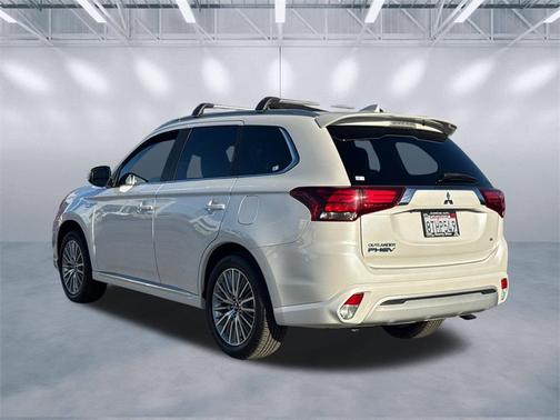 2020 Mitsubishi Outlander PHEV SEL