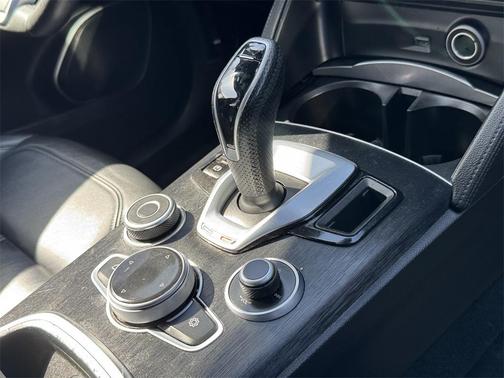 2022 Alfa Romeo Stelvio Sprint