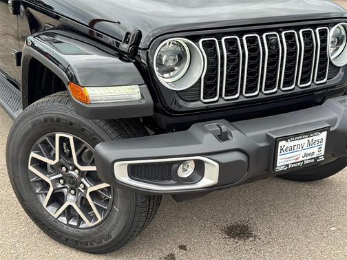 2026 Jeep Wrangler 4-Door Sahara 4x4