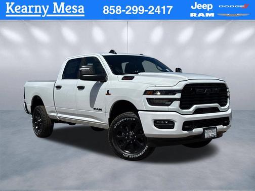 Bright White Clearcoat 2026 RAM 2500 Big Horn Crew Cab 4x4 6'4' Box