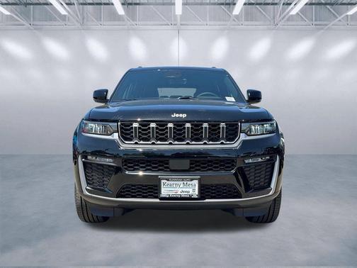 diamond black crystal pearlcoat 2026 Jeep Grand Cherokee L Limited