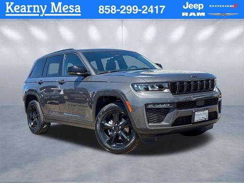 Baltic Gray Metallic Clearcoat 2026 Jeep Grand Cherokee Altitude