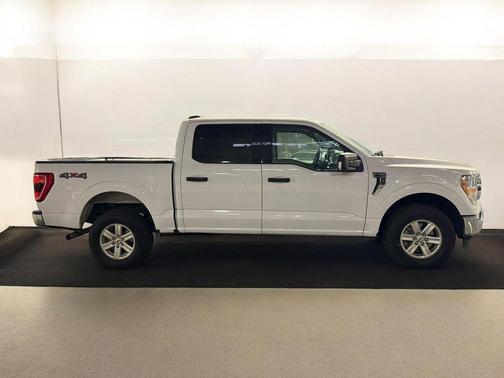 OXFORD WHITE 2021 Ford F-150 XLT