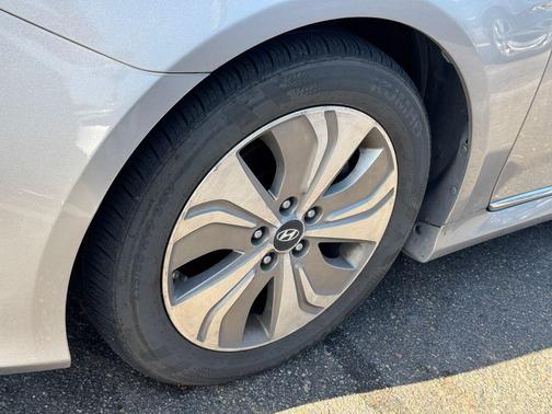 Hyper Silver Metallic 2013 Hyundai SONATA Hybrid Limited
