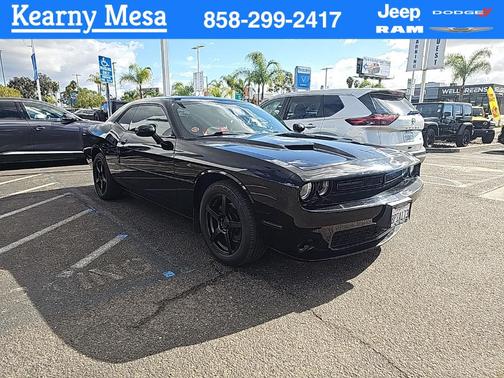 2016 Dodge Challenger SXT