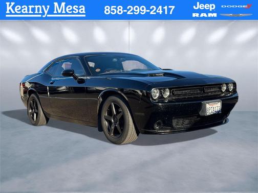 2016 Dodge Challenger SXT