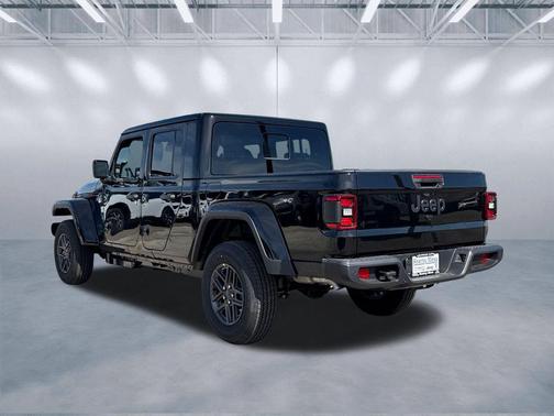 Black Clearcoat 2026 Jeep Gladiator Sport S