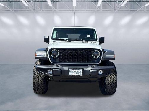 Bright White Clearcoat 2026 Jeep Wrangler Willys
