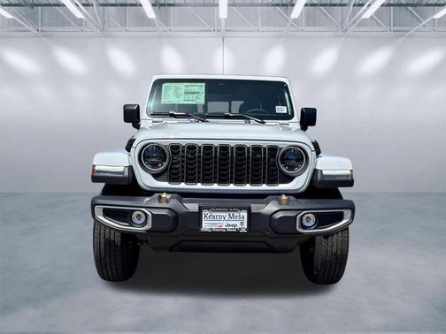 Bright White Clearcoat 2026 Jeep Gladiator 85th Anniversary Edition