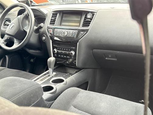 2014 Nissan Pathfinder S