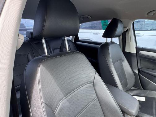 Silver 2012 Volkswagen Passat 2.5 SE