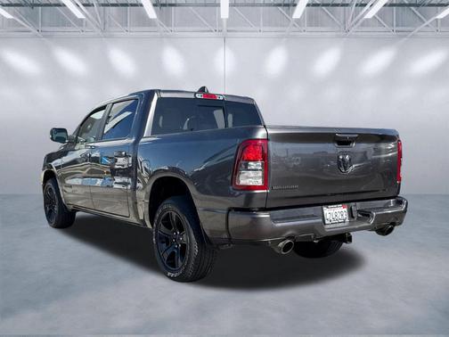 Granite Crystal Metallic Clearcoat 2022 RAM 1500 Big Horn/Lone Star
