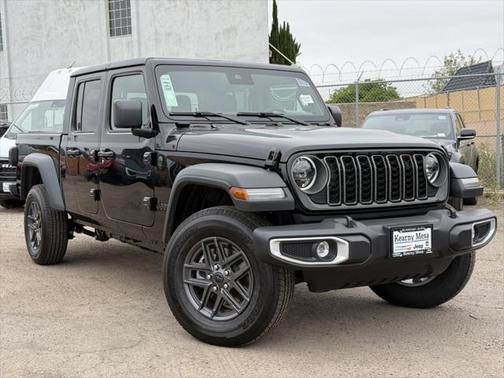 2025 Jeep Gladiator Sport S