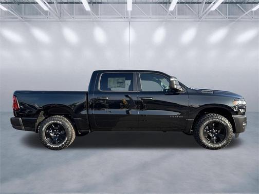 2026 RAM 1500 Warlock Crew Cab 4x4 5'7' Box