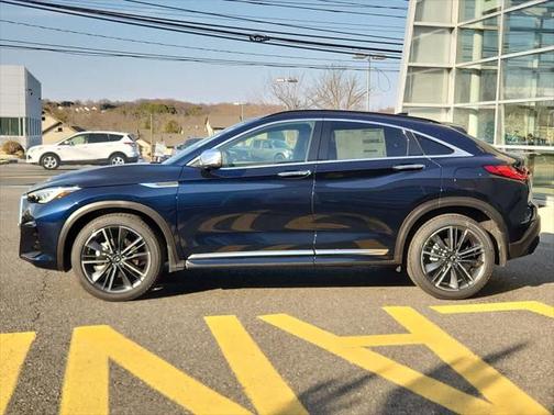 2025 INFINITI QX55 ESSENTIAL