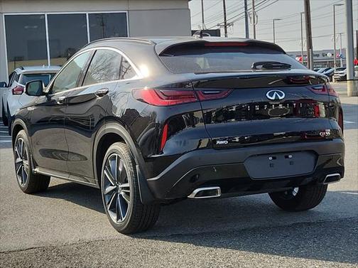 2025 INFINITI QX55 ESSENTIAL