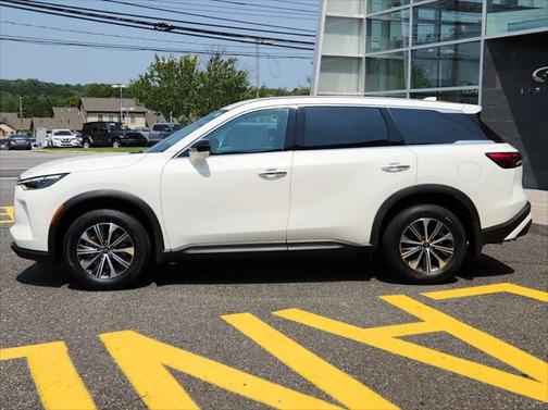 2025 INFINITI QX60 Pure