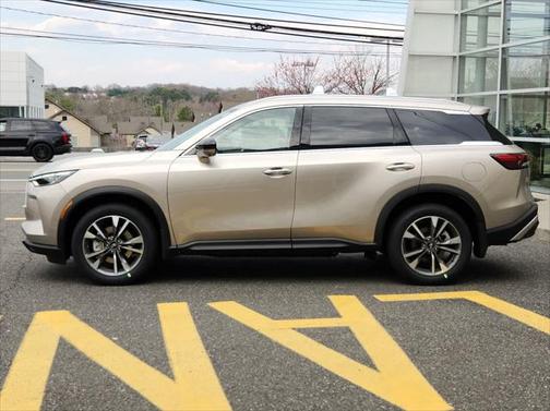 2025 INFINITI QX60 Luxe