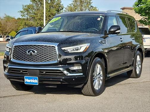 2022 INFINITI QX80 Luxe