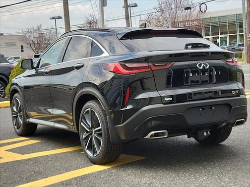 2025 INFINITI QX55 ESSENTIAL