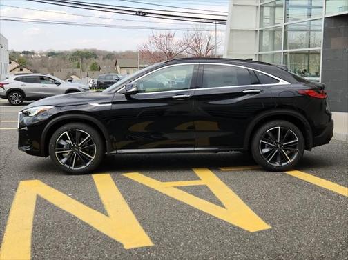 2025 INFINITI QX55 ESSENTIAL
