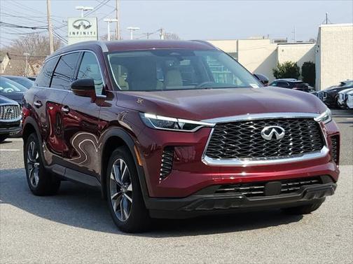 2025 INFINITI QX60 Luxe