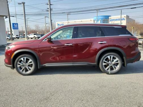 2025 INFINITI QX60 Luxe