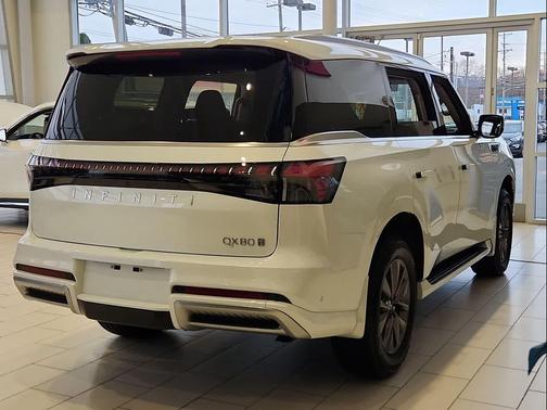 2026 INFINITI QX80 PURE AWD