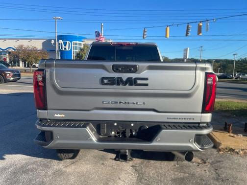 2025 GMC Sierra 2500 Denali