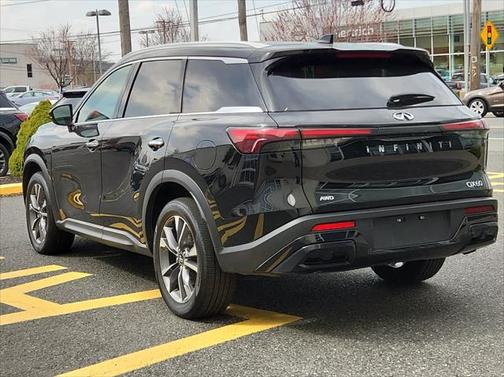 2024 INFINITI QX60 Luxe