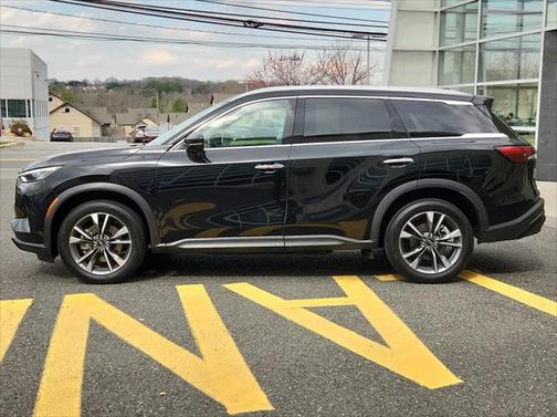 2024 INFINITI QX60 Luxe