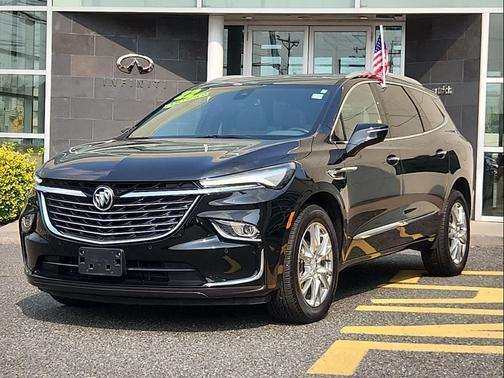 2022 Buick Enclave AWD Essence