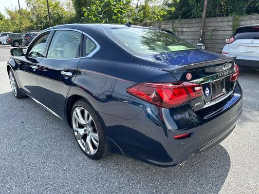 2016 INFINITI Q70L 3.7X